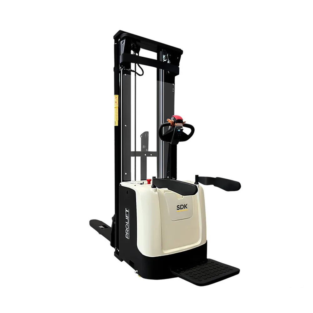 Штабелер самоходный PROLIFT M2 SDK 1645  1600кг., 4,5м. с электроподъемом, АКБ 280Ah, с платформой оператора без FLL