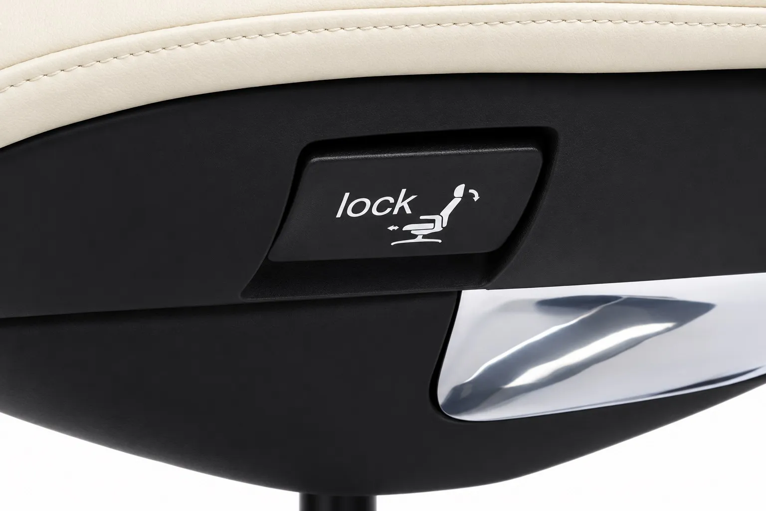 Кресло руководителя Riva Марк FK006-A Кремово-белый